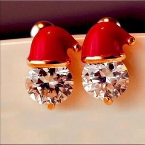 5 for $25  SANTA 🎅🏻 STUDS